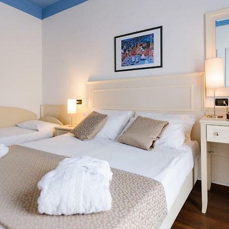 Hotel Fra I Pini 리미니 외부 사진