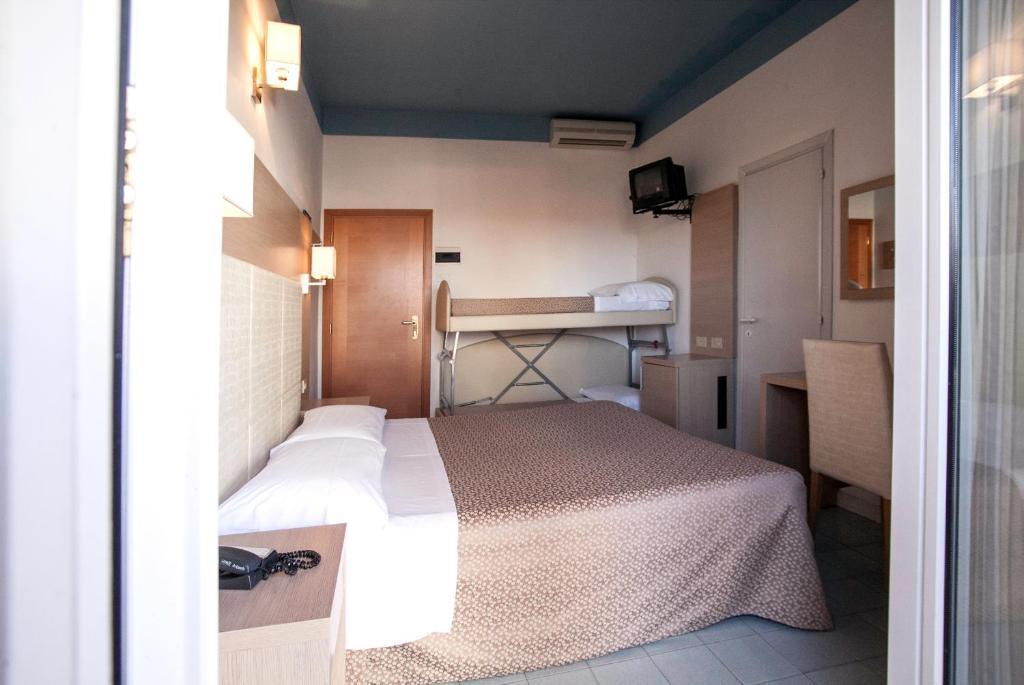 Hotel Fra I Pini 리미니 외부 사진