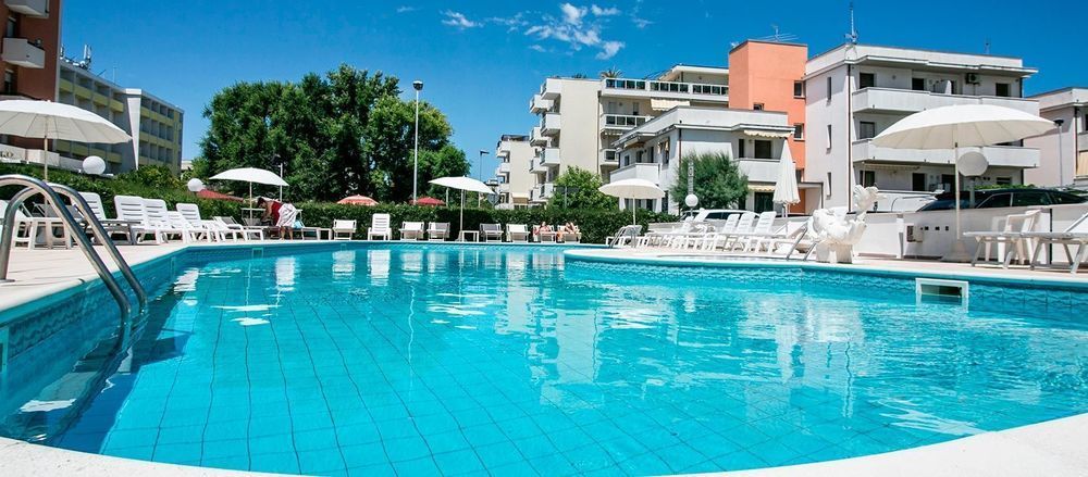 Hotel Fra I Pini 리미니 외부 사진