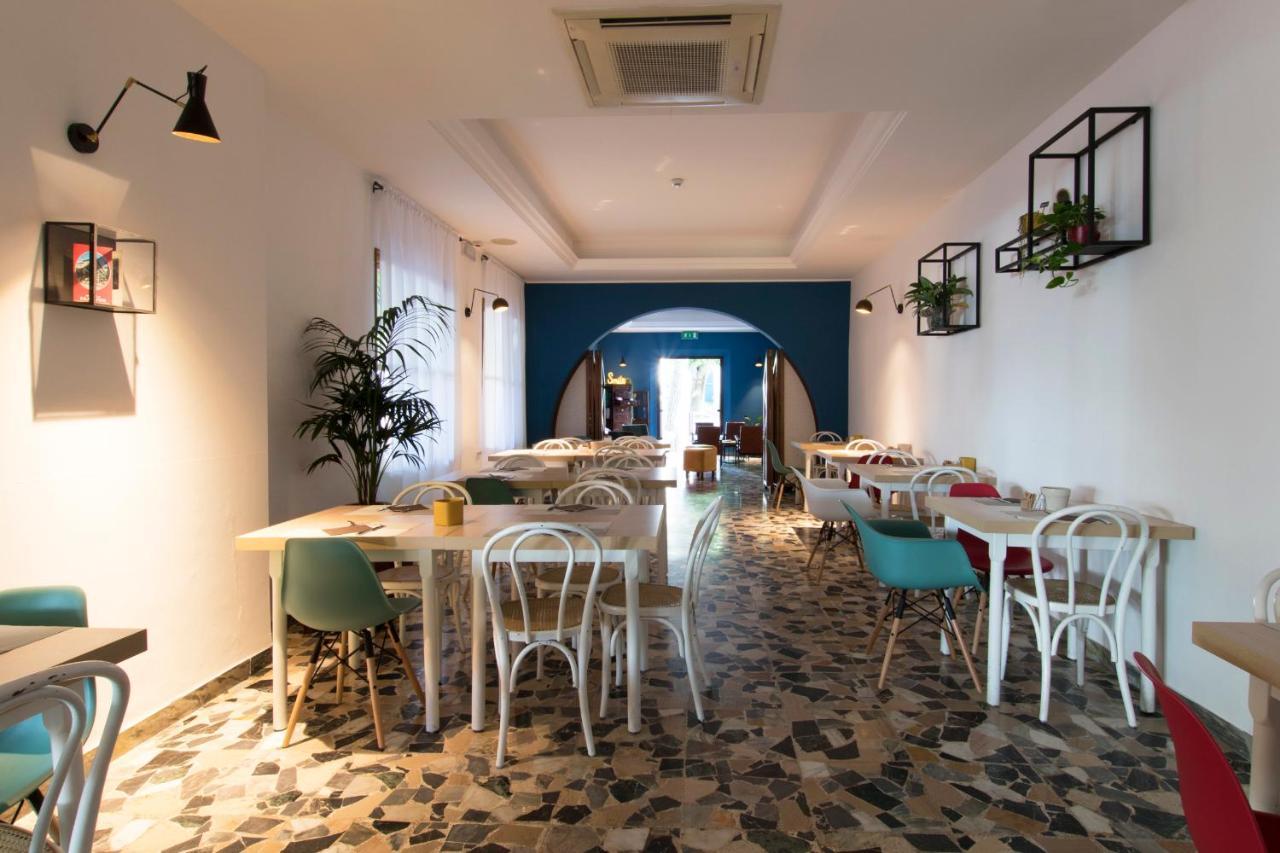 Hotel Fra I Pini 리미니 외부 사진