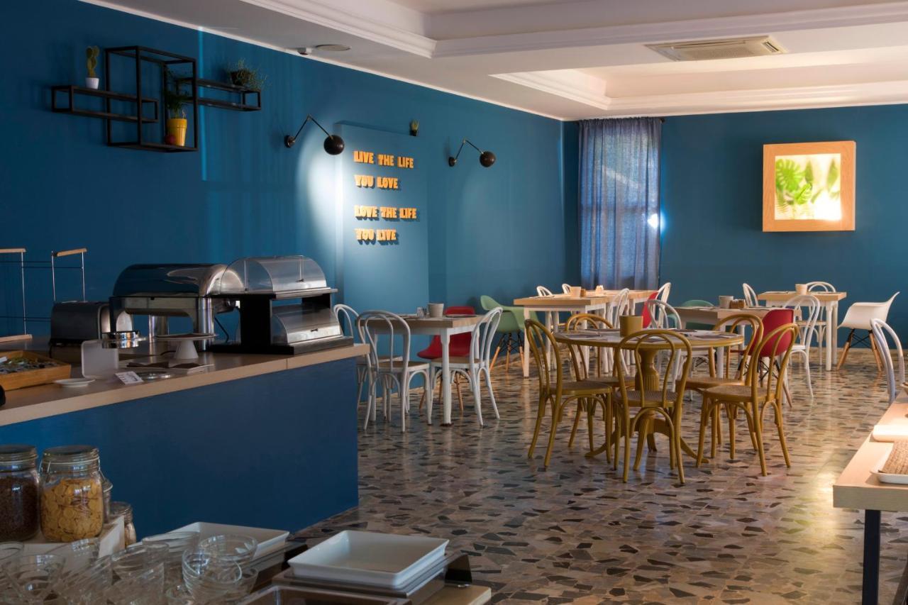 Hotel Fra I Pini 리미니 외부 사진