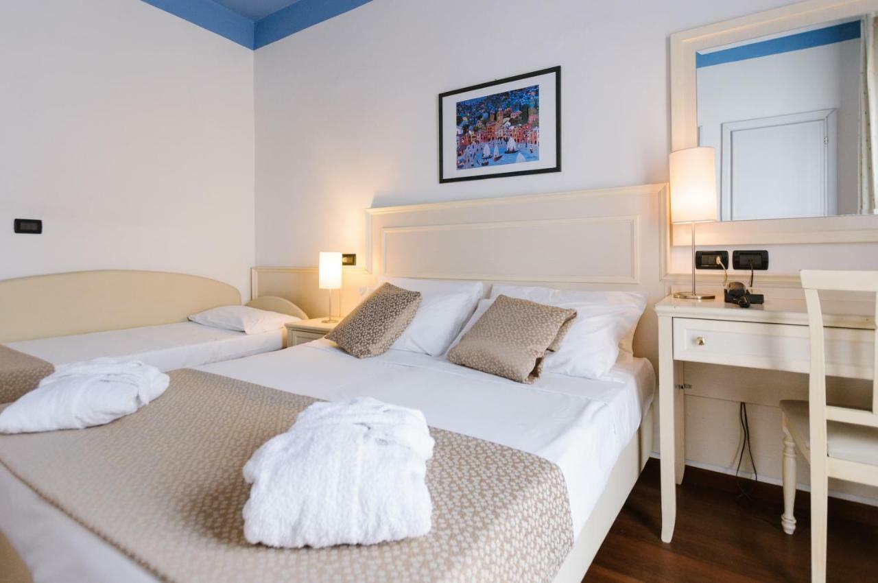 Hotel Fra I Pini 리미니 외부 사진